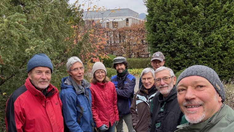 von links nach rechts:  Jens Fuchs, Marlies und Gunter Jordan, Sven Schlotter, Domingo Garcia Delgado, Sabine und Hans Rottmayer, Wolfram Stock und Eckard Liesaus (nicht im Bild)